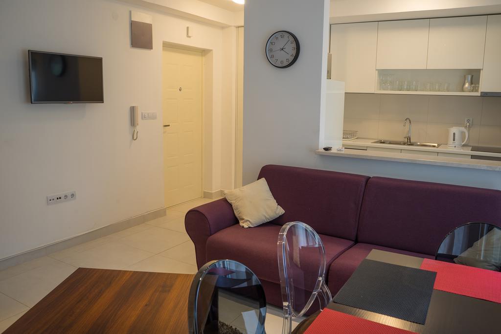Apartments Belmont Becici บุดวา ภายนอก รูปภาพ